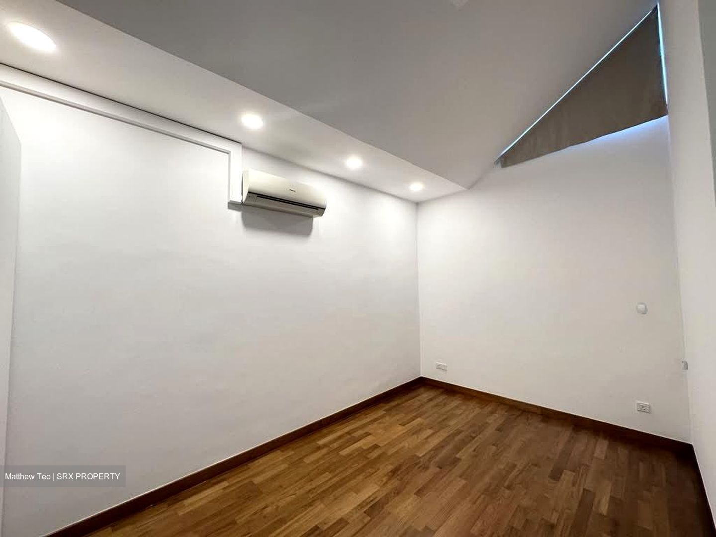 Chancery Hill Road (D11), Terrace #550025301